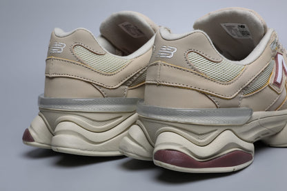 Brògan-spòrs unisex New Balance 9060 Bone Sparrow