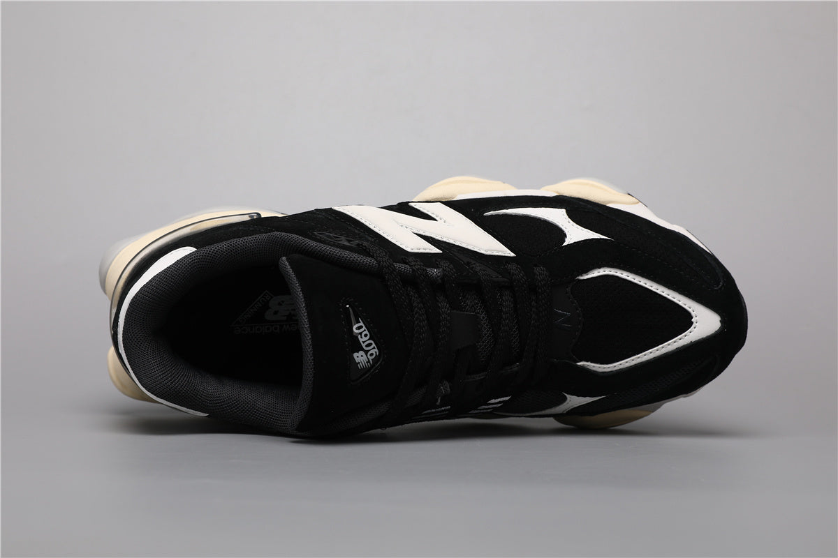 Uniseks tenisice New Balance 9060 crne i bijele