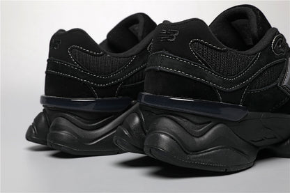 Unisex tenisky New Balance 9060 celočerné